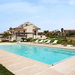 Paradiso With Private Pool, Bbq Area, Huge Garden And Free Parking *